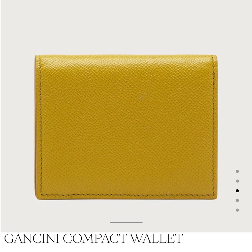 💯Brass Ferragamo Gancini Compact Wallet No Tax - Picture 13 of 15